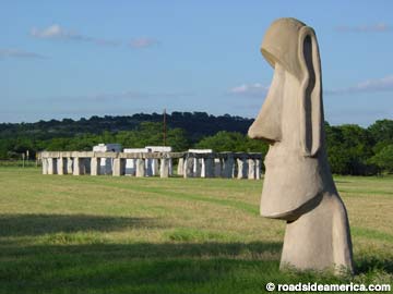 Íme, a texasi Stonehenge!