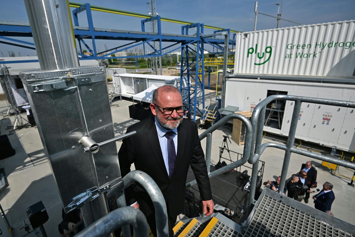 Itt járt Hszi, már a szivattyús energiatározók helyét is kínai mérnökökkel keressük