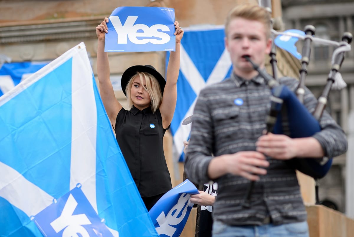Több tízezren vonultak a függetlenségért Glasgow-ban