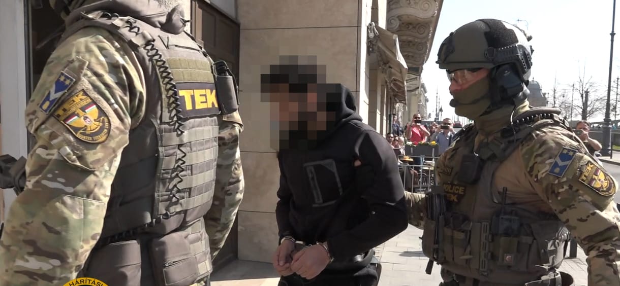 Tagadta bűnösségét a terrorizmussal gyanúsított szír férfi