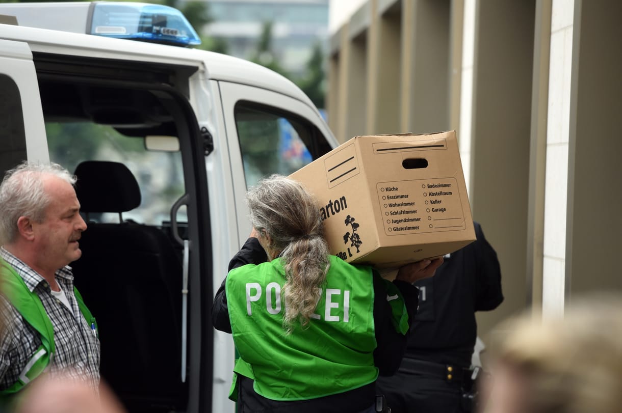 A rendőrség átkutatott egy lakást