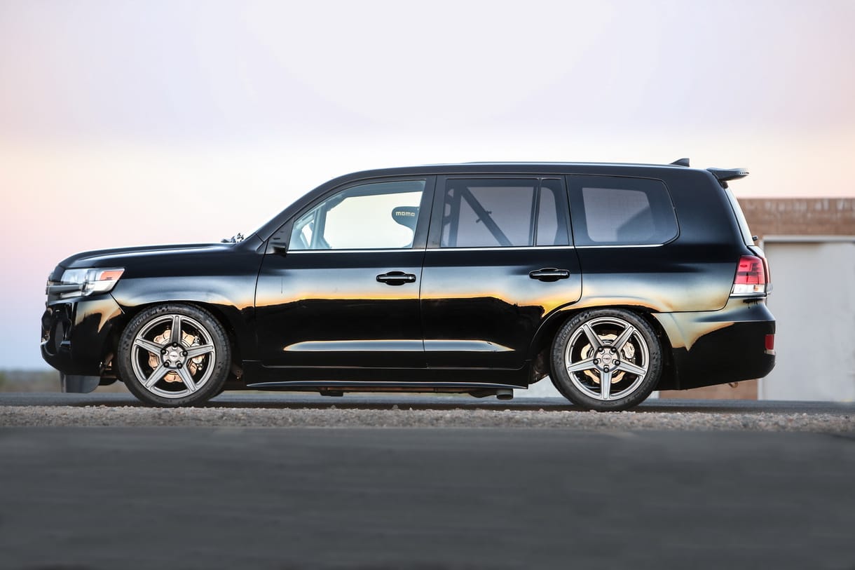 Ezzel a 2000 lóerős Land Cruiserrel elég magasra tette a lécet a Toyota