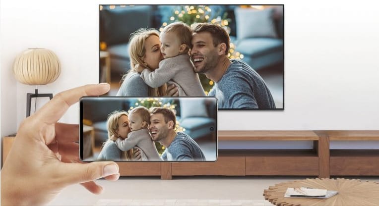 Árulkodó Samsung-szabadalom: gyerekjáték lesz a telefon tükrözése a tévére