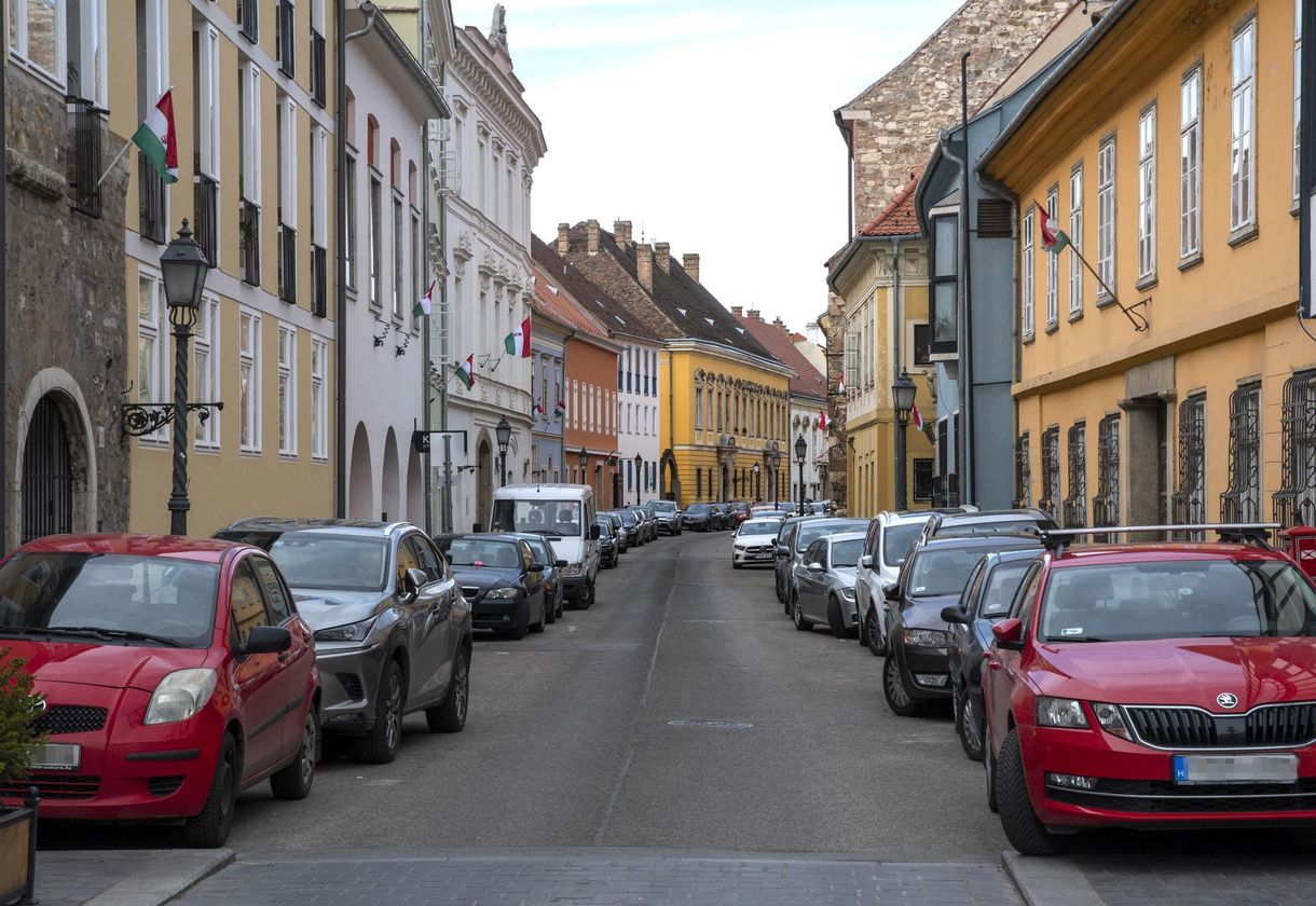 Magyar Autóklub: Részben jogszerű visszakérni valamennyit az éves parkolódíjból