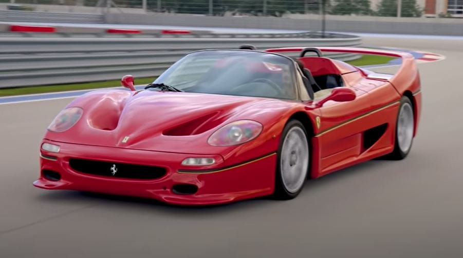 Csodás állapotba hozták a 001-es alvázszámú, legelső Ferrari F50-est