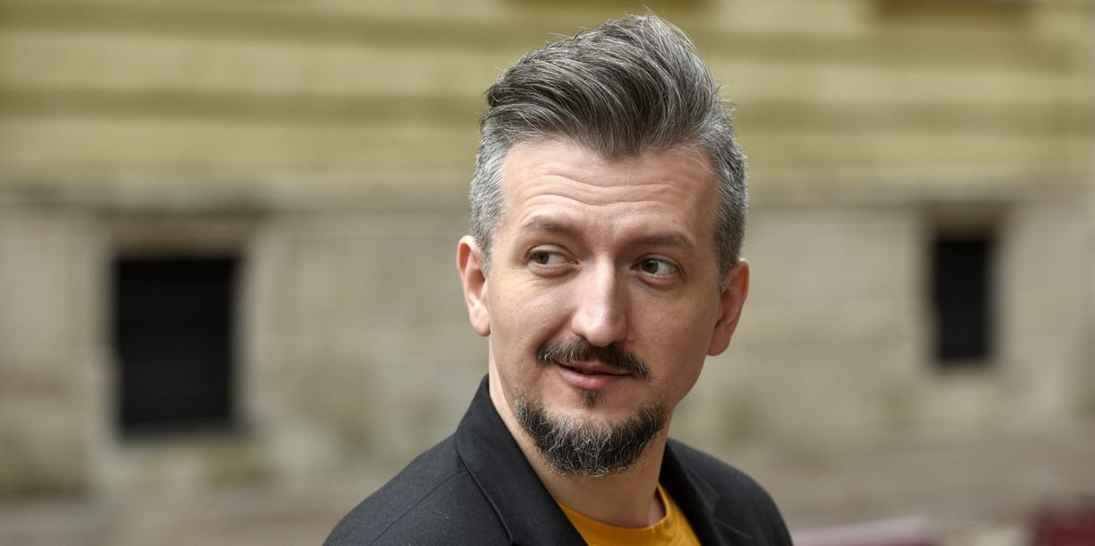 Székely Csaba: A kormány és a gépezete ledózerol mindent és mindenkit, ha nem azt a nótát fújja, amit elvárnak tőle