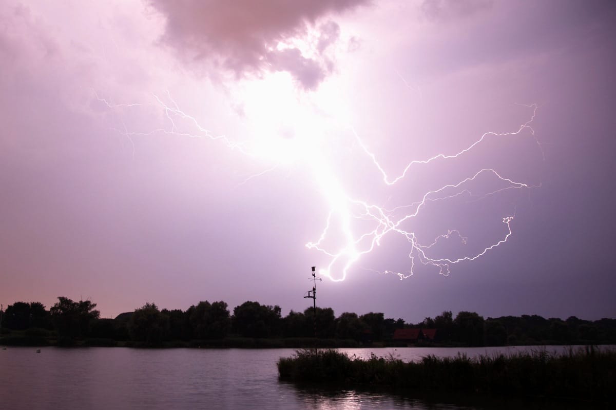 A heves viharok felgyorsíthatják az ózonréteg károsodását