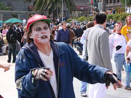 Főállású zombikat keres egy szellemvasút