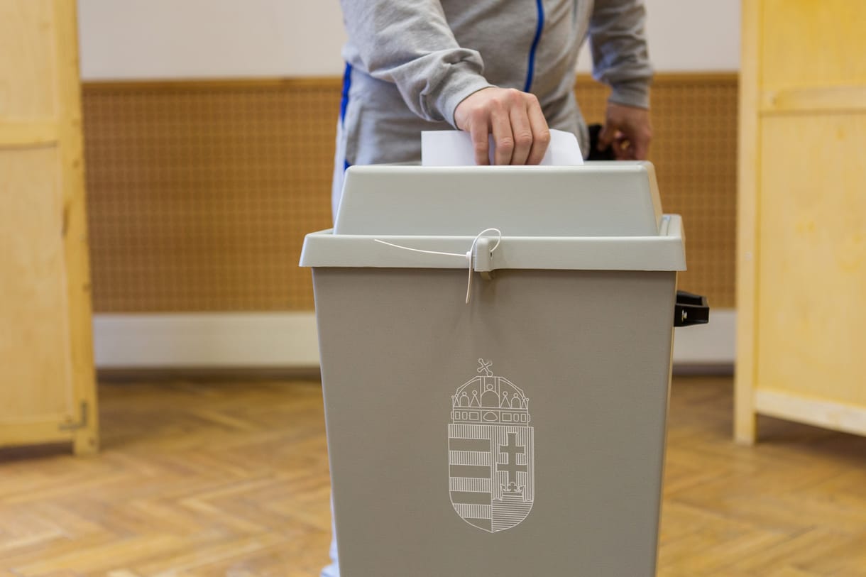 Nézze meg a kampány legszánalmasabb szóvicceit