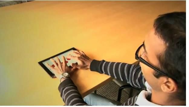 Magyar találmány válthatja a vakok kezében a fehér botot – videó