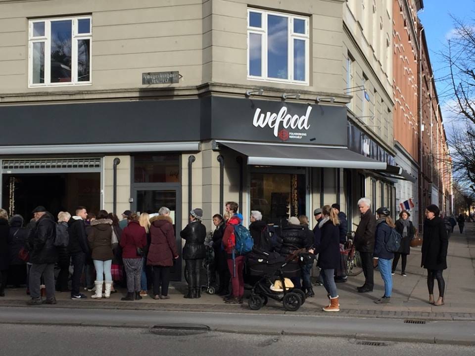 A lejárt élelmiszeren is túladnak egy koppenhágai üzletben