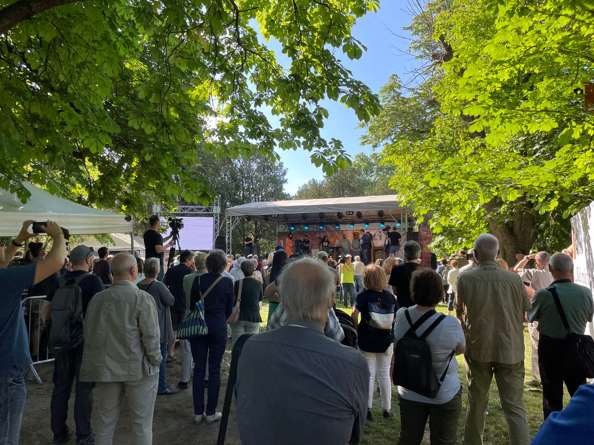 Búcsújában is otromba és unalmas volt a PestiTv