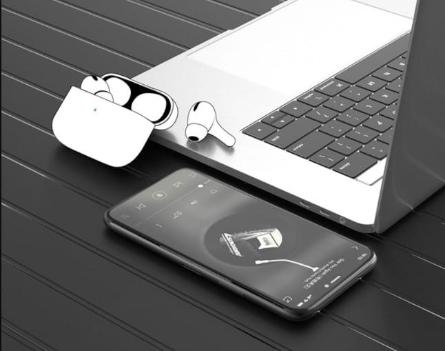 Olcsóbb iPhone érkezhet áprilisban, talán kettő is