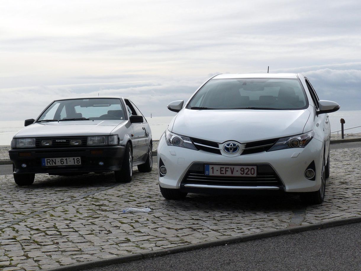 Toyota Auris Hybrid menetpróba