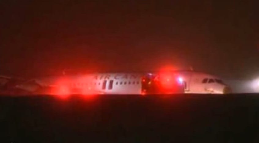 Balesetet szenvedett az Air Canada halifaxi járata - fotó, videó