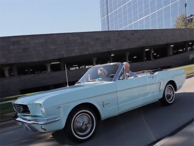 Előkerült az első értékesített Ford Mustang
