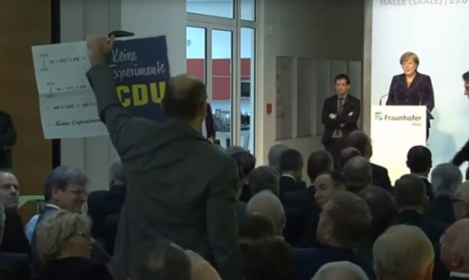 Fizikus zavarta meg Merkel egyik beszédét – videó