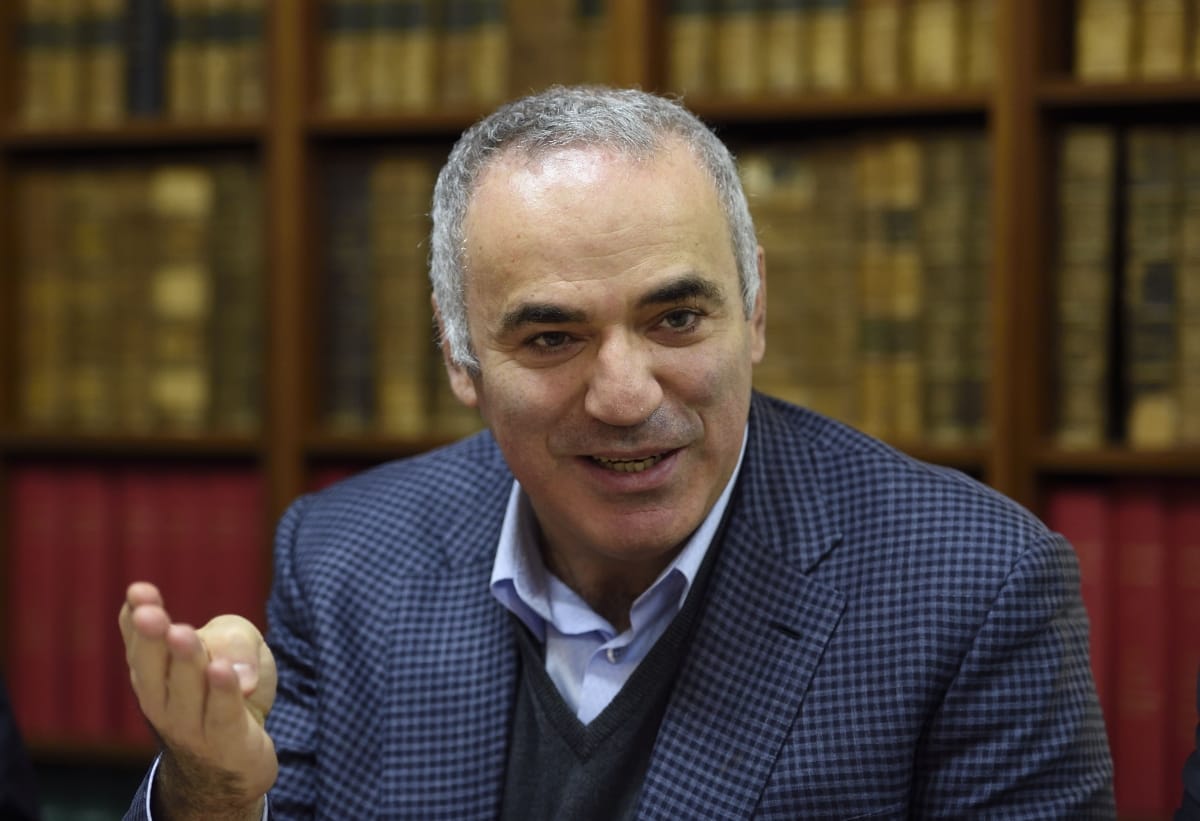Kaszparov : 