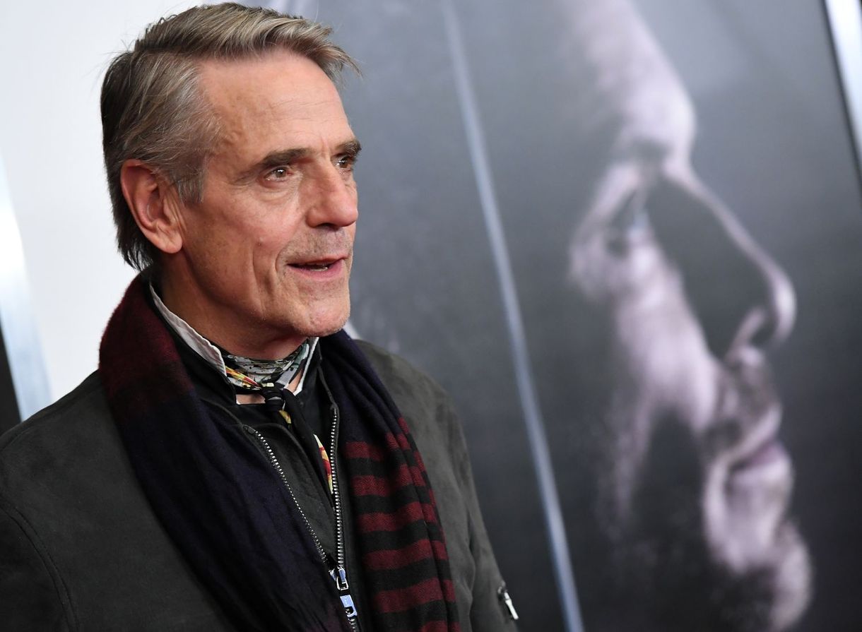 Jeremy Irons ha már itt forgat, elvegyült Esztergomban