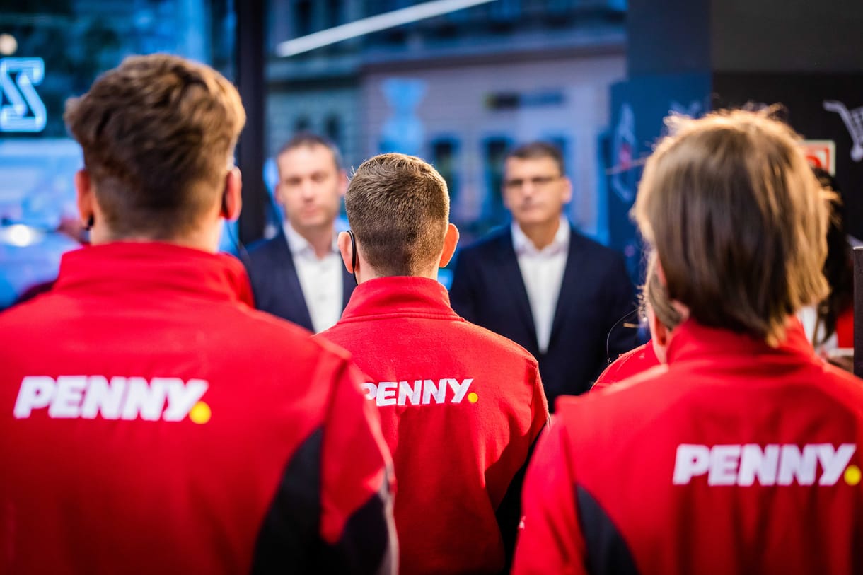 Közel nyolc százalékkal emeli dolgozói bérét a Penny