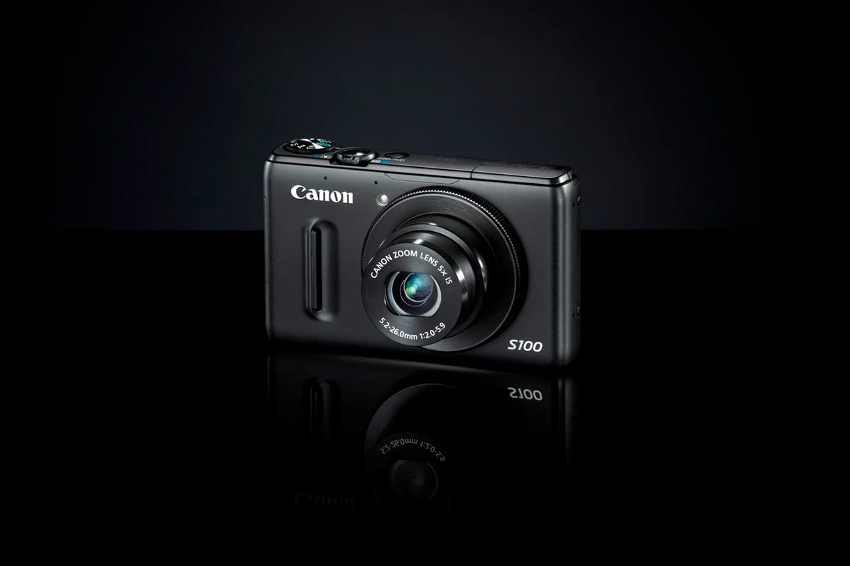 Profi vezérlés, rendkívül kis méret: Canon PowerShot S100