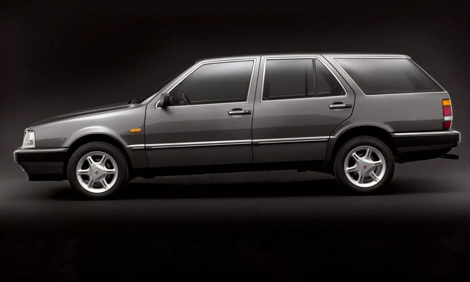 Nem véletlenül ér ez a Lancia kombi 65 millió forintot