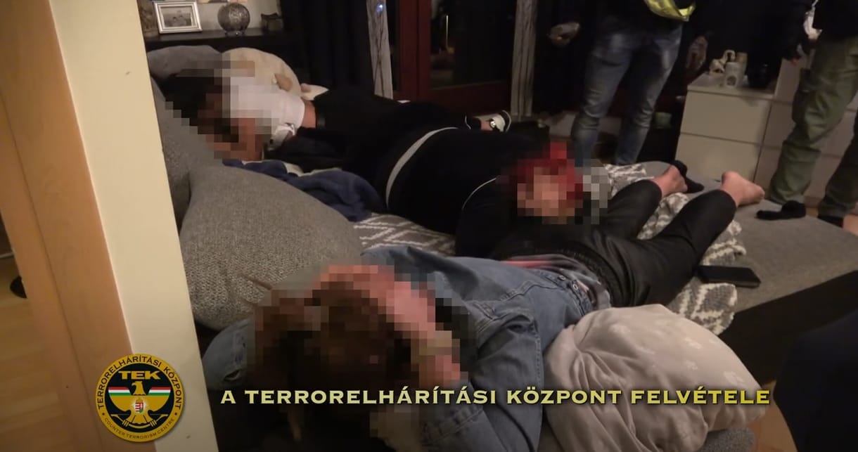 Épp kokainpartit tartottak egy budapesti lakásban, amikor megérkezett a TEK