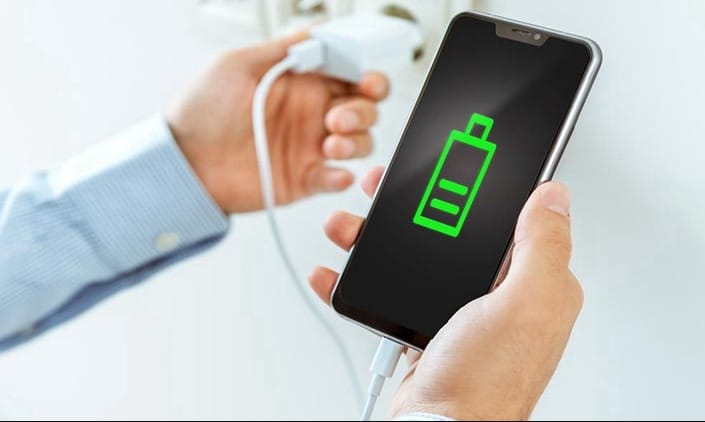 Szeretné, ha sokáig bírná a telefonja akkumulátora? Akkor ezekre figyeljen