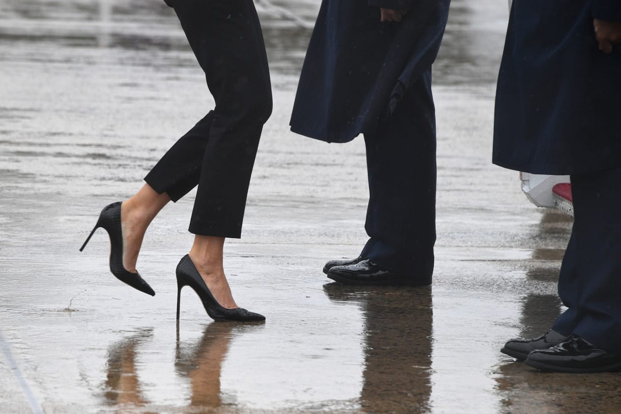 Nehéz megbocsátani Melania Trump tűsarkúját