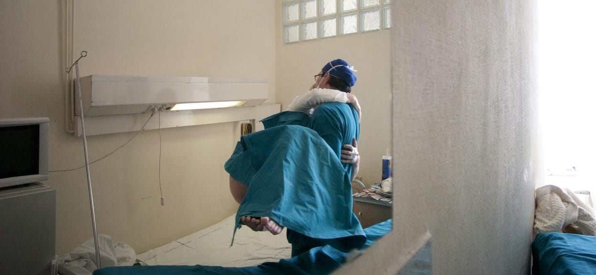 Elromlott a klímaberendezés, műtéteket kellett átszervezni a Honvédkórházban