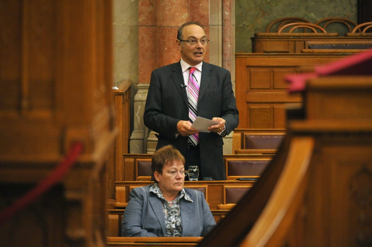 „A kormány nem talál választ a saját maga által elkövetett hibákra”