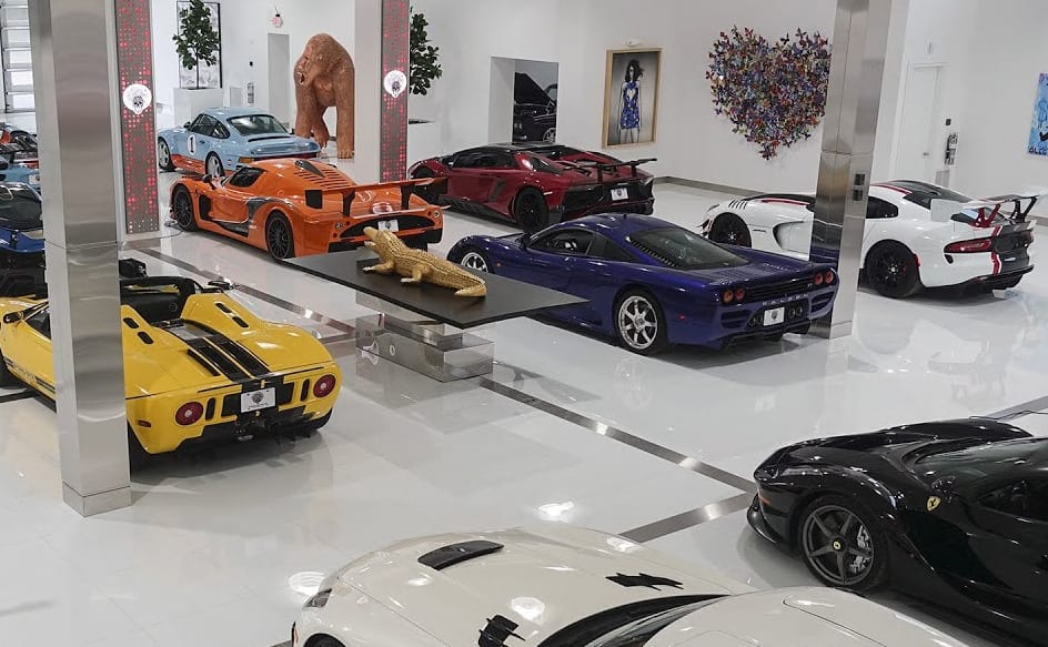 Autókiállításokon nincs olyan felhozatal, mint ebben a miami garázsban