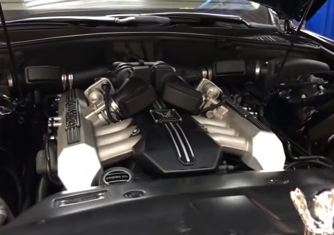 Minden Rolls-Royce-ban ott lapul a versenyautó, csak le kell szedni a kipufogóját