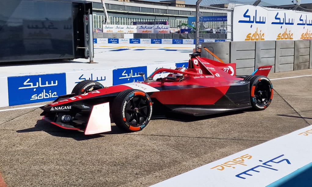 Klímaaktivisták zavarták meg az elektromos Formula versenyt – Berlinben jártunk, mutatjuk, mit láttunk