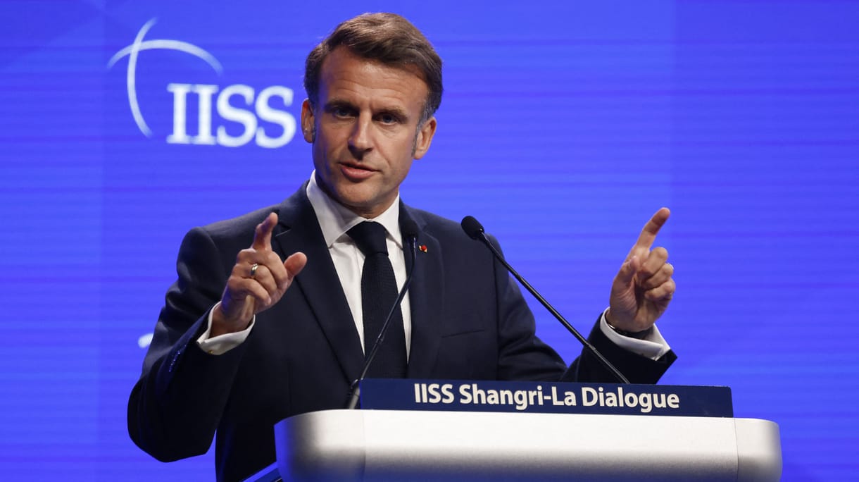 Macron: Ha Kína nem képes távol tartani Észak-Koreát az ukrajnai háborútól, akkor a NATO megjelenhet Ázsiában