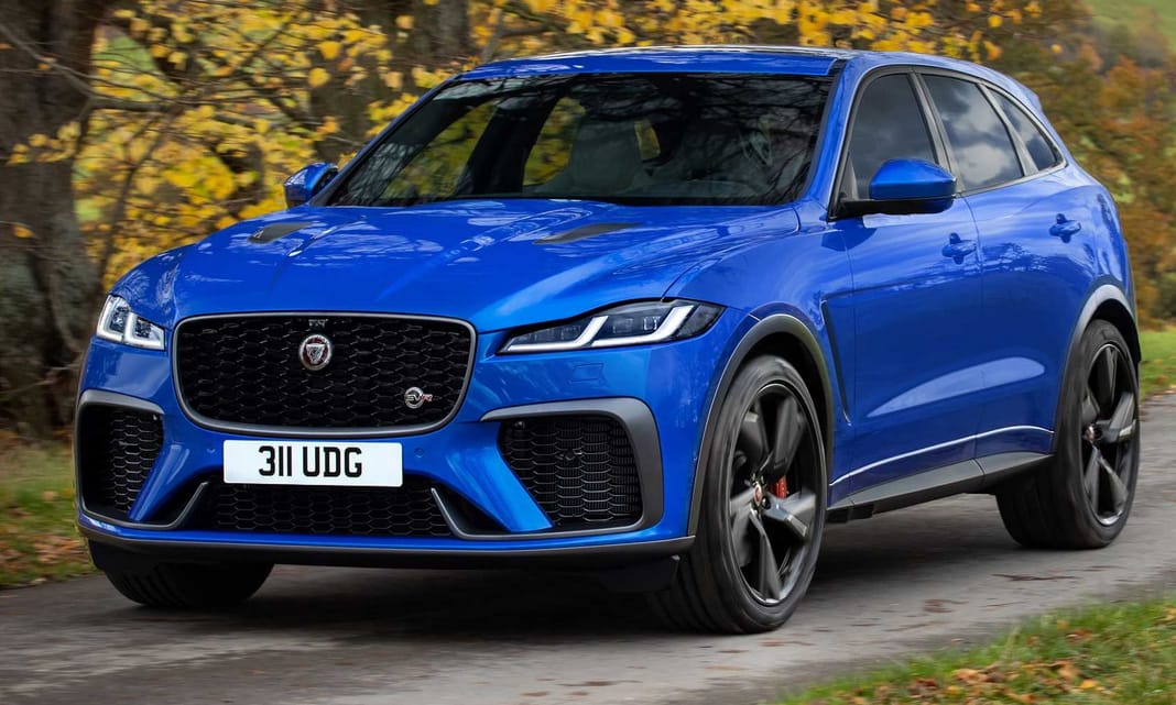 Kompresszor és V8: 550 lóerős divatterepjáró a Jaguartól