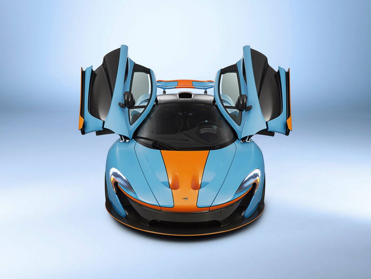 Babakékben is észbontó a McLaren szuperautója - galéria