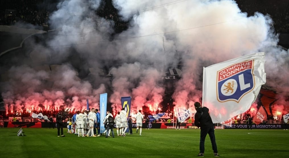 Visszatáncolhat a pokol tornácáról az anyagi gondjai miatt kizárt nagy múltú francia klub?