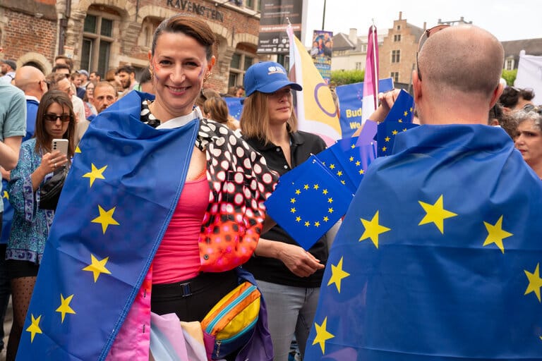 „Eszüknél vannak, kedves kollégák?” – EP-vita Magyarországról