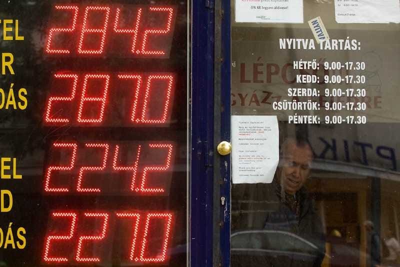 Miért jó a banknak, ha bedől a lakáshitel?
