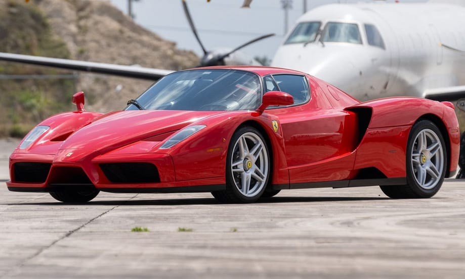 Alig használt Ferrari Enzo várja új gazdáját