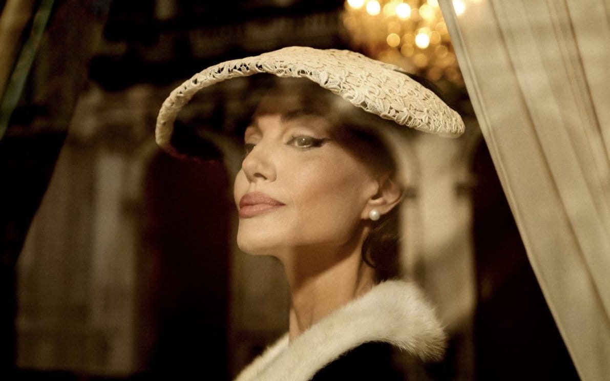 Itt vannak az első képek Angelina Jolie nálunk forgatott filmjéből