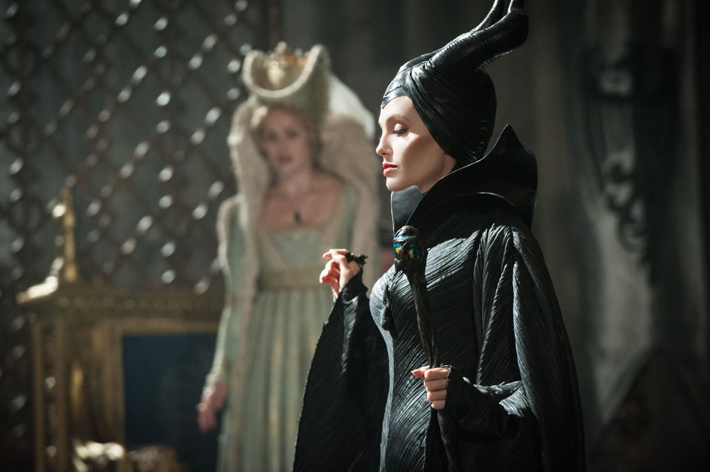 Rettenetes tündérré alakult Angelina Jolie, videón nézheti, hogyan