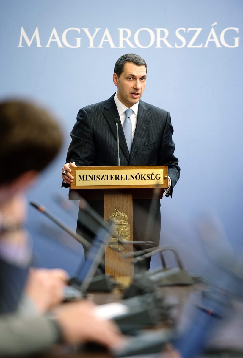 Lázár János tudja, miről beszél