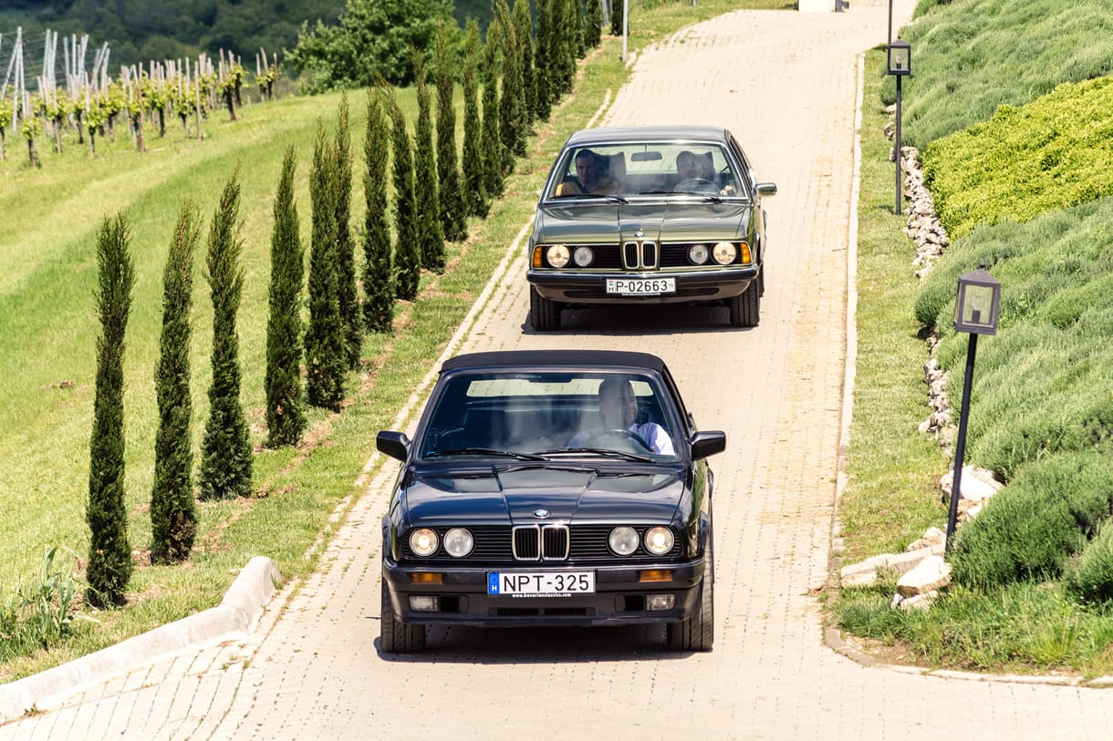 Bajorok a Balatonnál – meghajtottuk a 80-as évek BMW-it