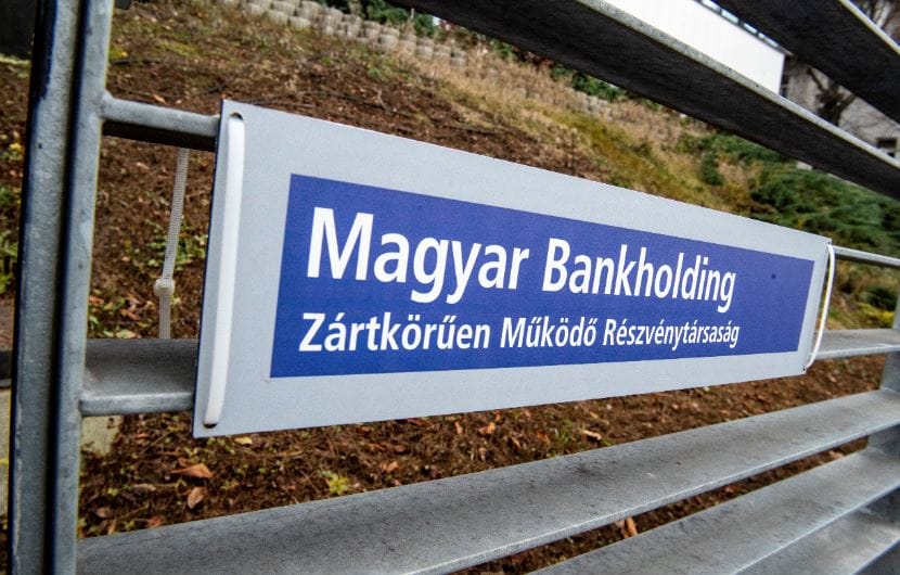 A május elsejei hosszú hétvégén megszületik a második legnagyobb magyar bank