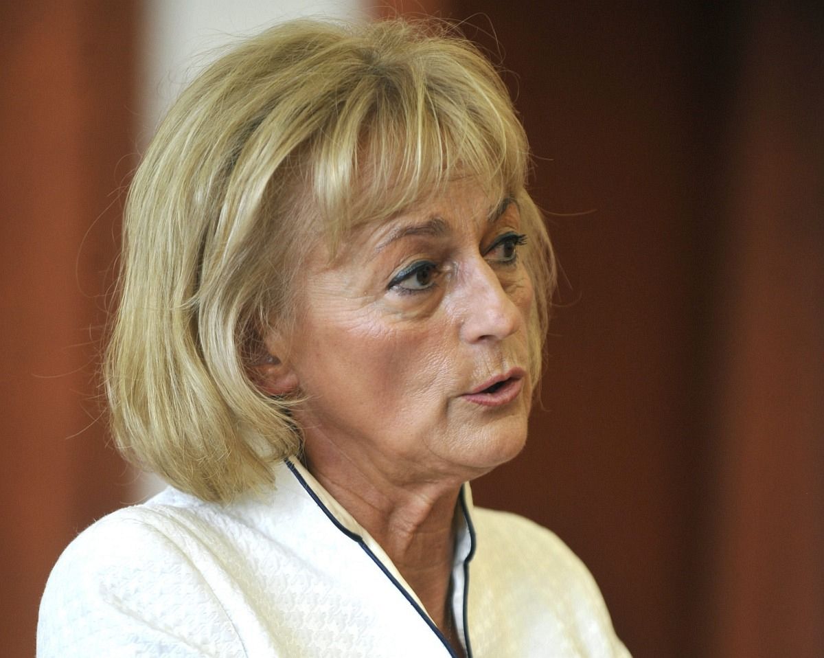 Több milliót követel Dávid Ibolyától az MDF jogutódja