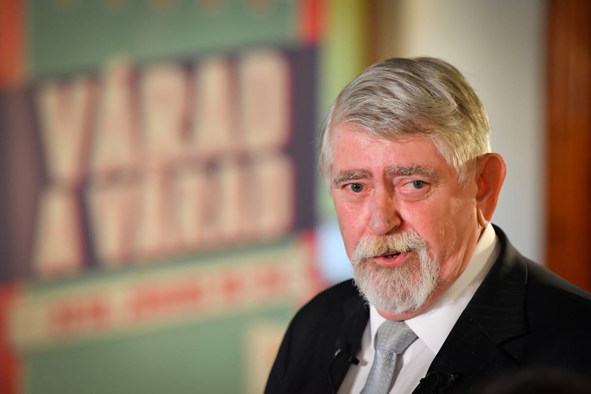 Zsíros fizetésemelést kapott Kásler, a kormány nagyon elégedett lehet a munkájával
