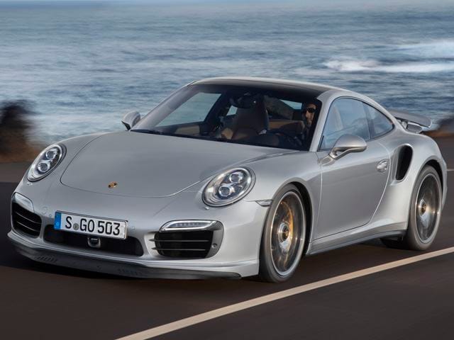 Csak automata váltóval érkezik az új Porsche 911 Turbo - fotók
