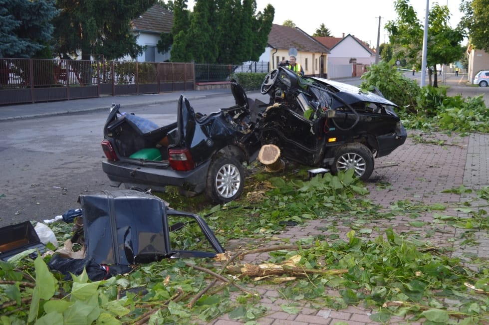 Borzalmas balesetet okozott Sarkadon egy ittas sofőr - videó